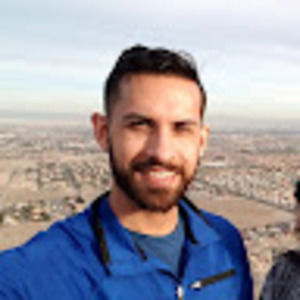 Meet your Posher, Carlos